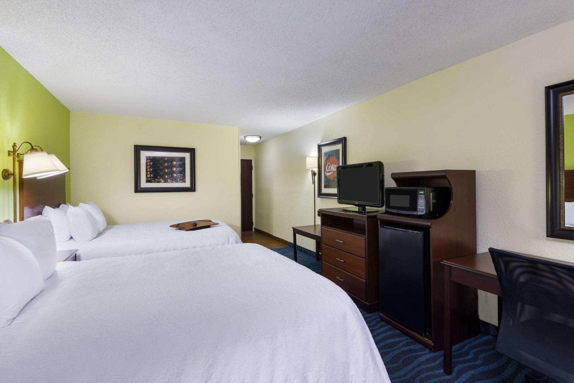 Hampton Inn Atlanta Perimeter Center Sandy Springs Exterior photo