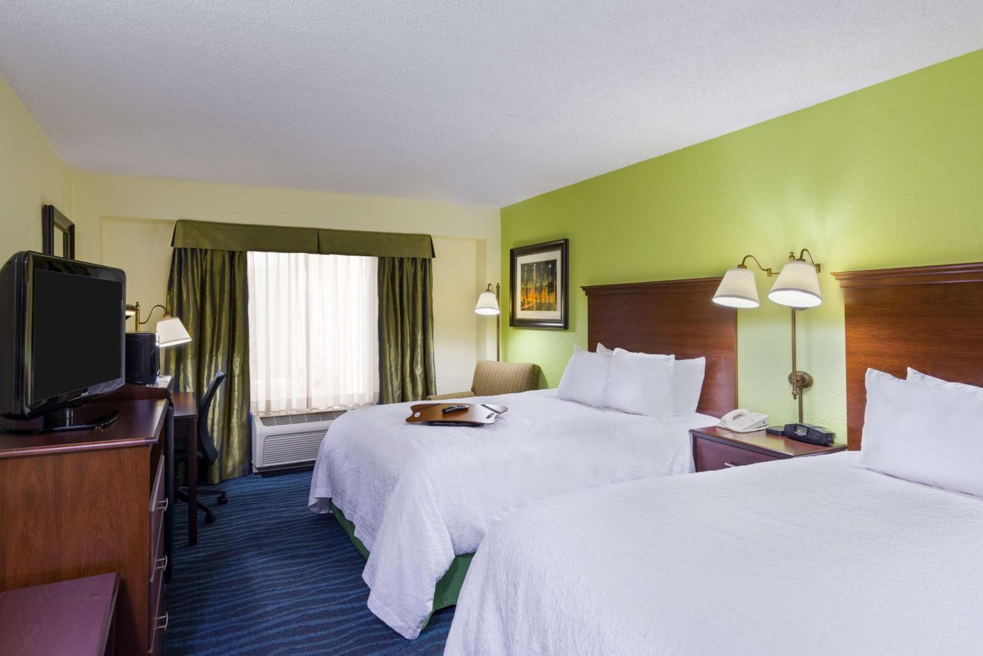 Hampton Inn Atlanta Perimeter Center Sandy Springs Exterior photo
