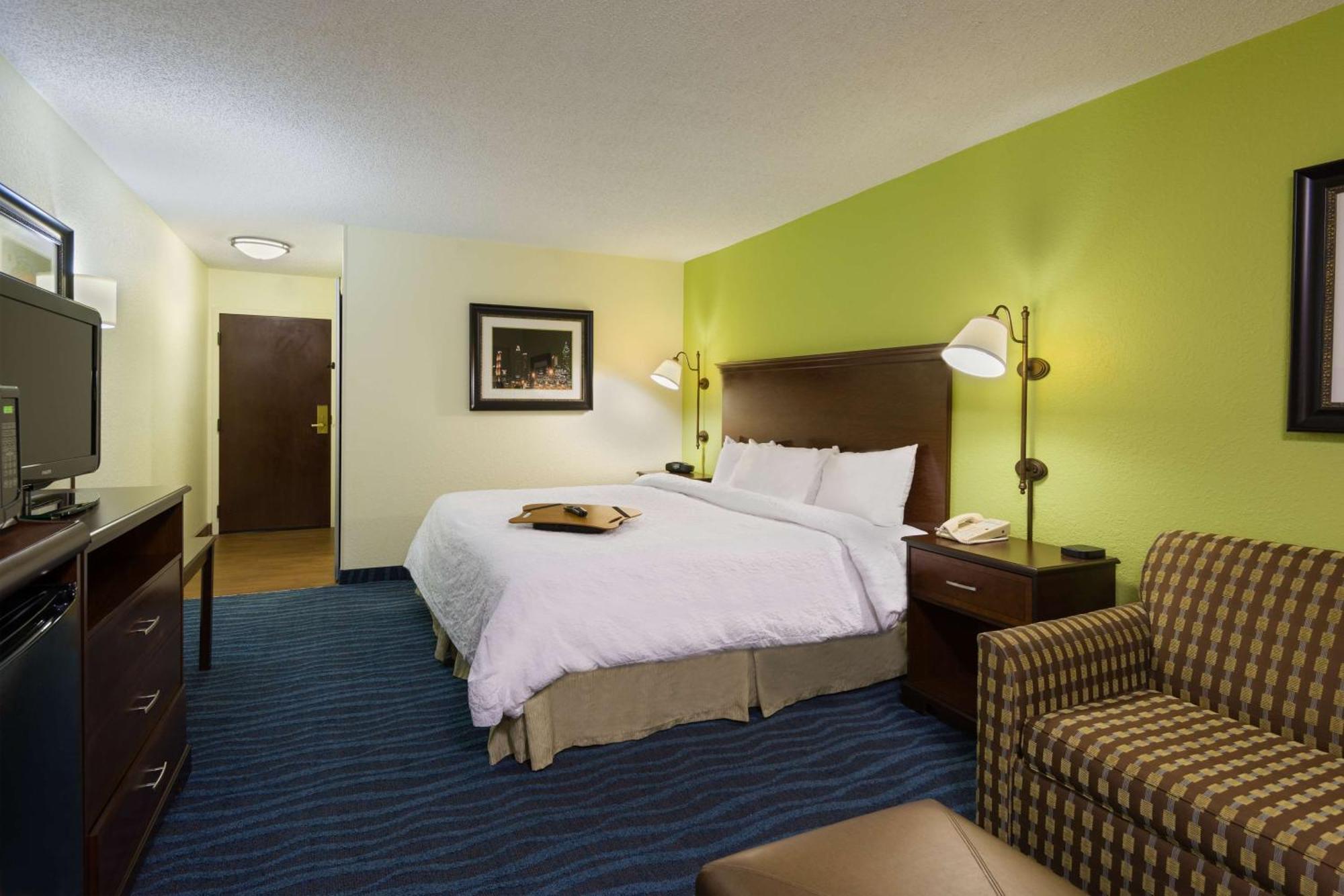 Hampton Inn Atlanta Perimeter Center Sandy Springs Exterior photo