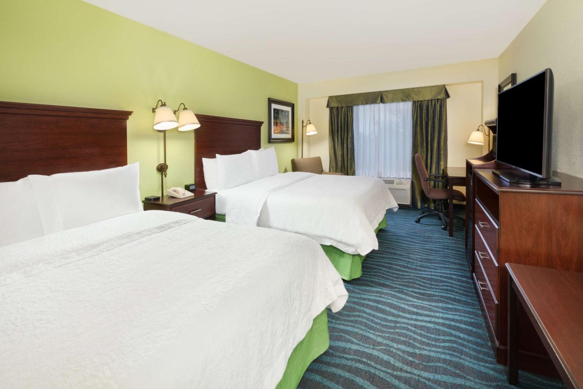 Hampton Inn Atlanta Perimeter Center Sandy Springs Exterior photo