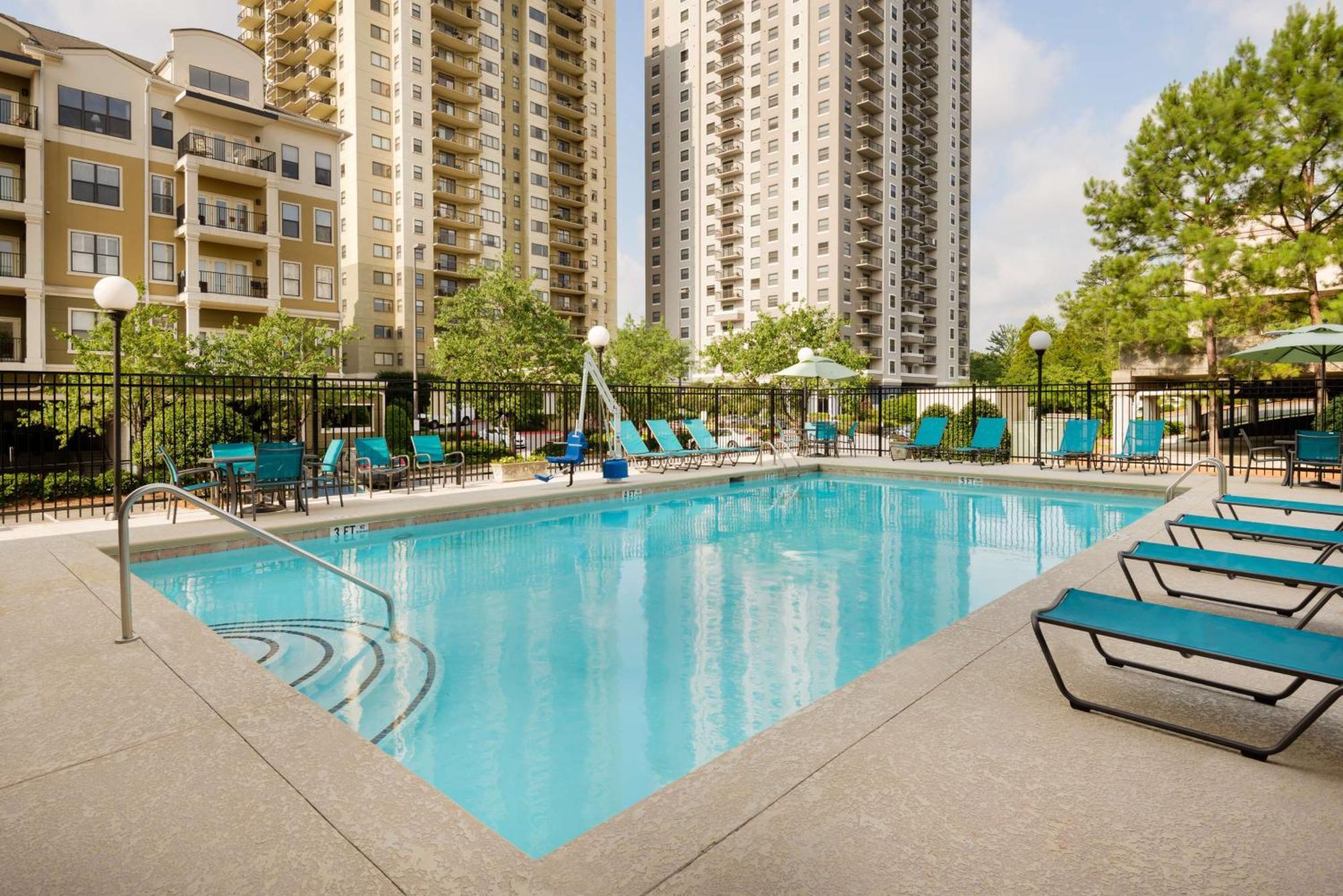Hampton Inn Atlanta Perimeter Center Sandy Springs Exterior photo
