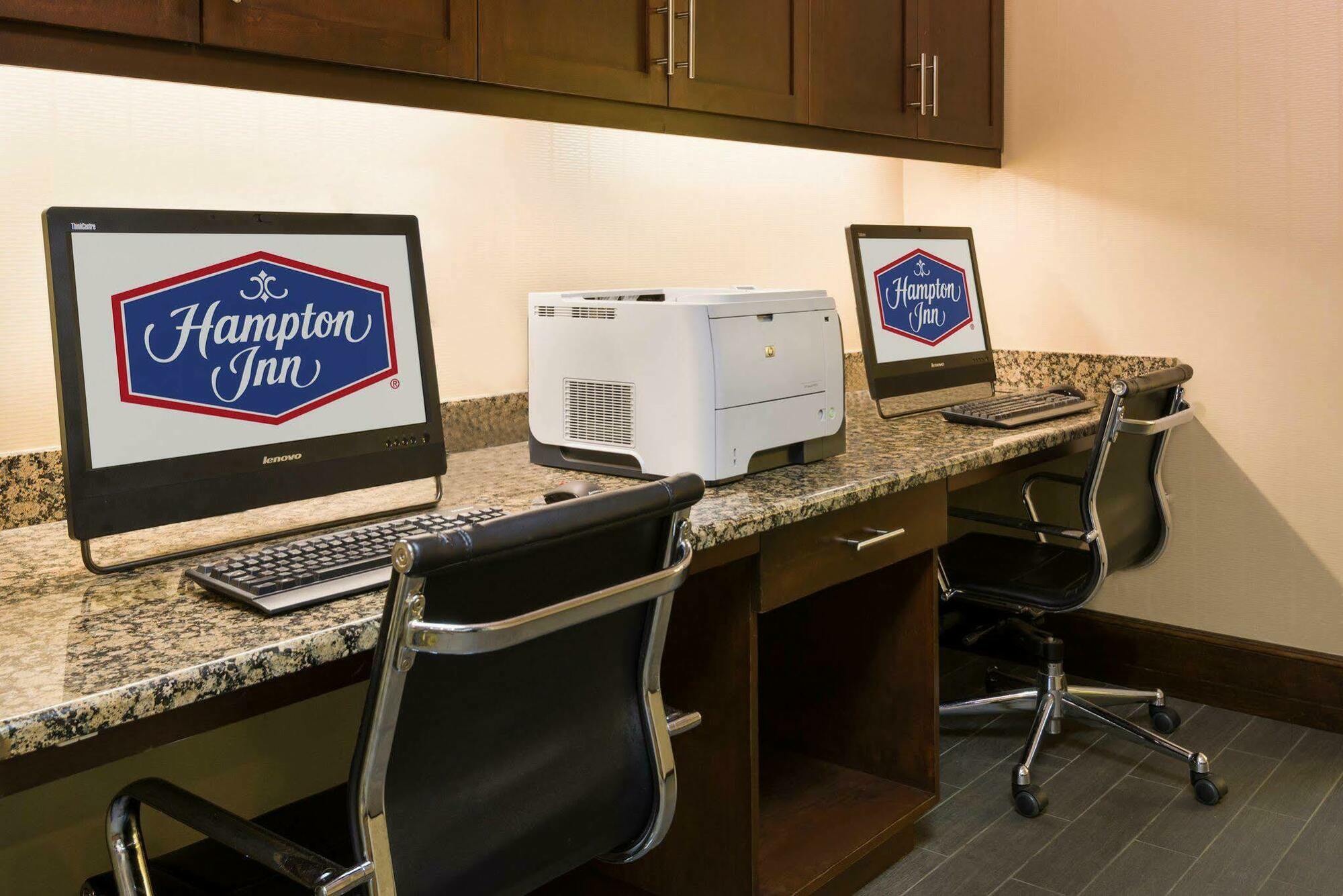 Hampton Inn Atlanta Perimeter Center Sandy Springs Exterior photo